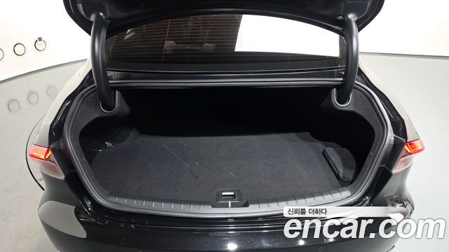 Hyundai Grandeur (IG) 3.0 LPi Rent Car Modern 2022 — фото 16