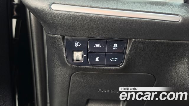 Hyundai Grandeur (IG) 3.0 LPi Rent Car Modern 2022 — фото 19