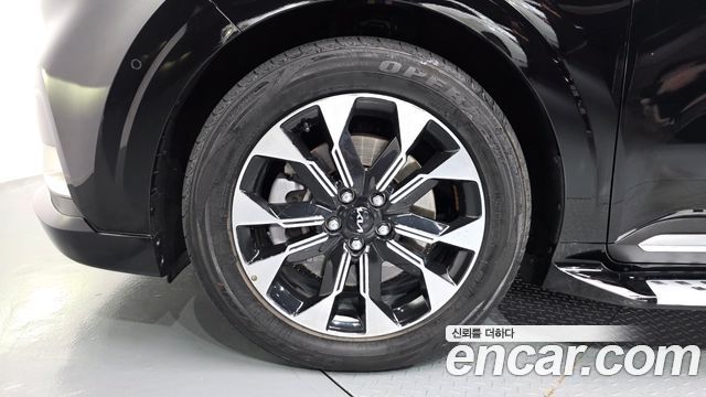Kia Carnival (IV) Gasoline 4-Seater Hi-Limousine Signature 2023 — фото 5