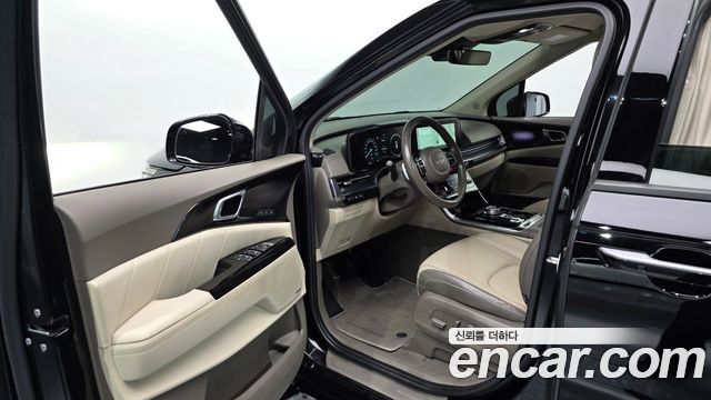 Kia Carnival (IV) Gasoline 4-Seater Hi-Limousine Signature 2023 — фото 10