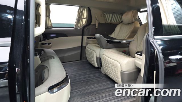 Kia Carnival (IV) Gasoline 4-Seater Hi-Limousine Signature 2023 — фото 15