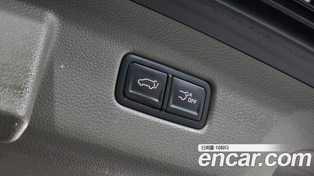 Kia Carnival (IV) Gasoline 4-Seater Hi-Limousine Signature 2023 — фото 24