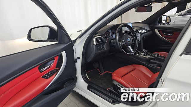 BMW 3 Series (F30) 320d Touring M Performence 2015 — фото 10