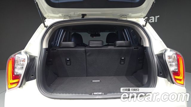 KG Mobility (SsangYong) Very New Tivoli Diesel 1.6 2WD V1 2021 — фото 20