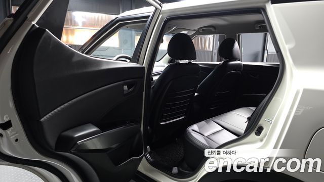 KG Mobility (SsangYong) Very New Tivoli Diesel 1.6 2WD V1 2021 — фото 26