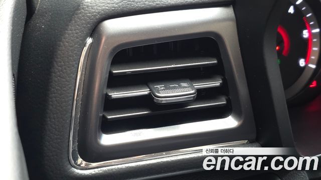 KG Mobility (SsangYong) Very New Tivoli Diesel 1.6 2WD V1 2021 — фото 31