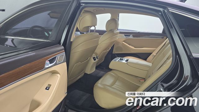 Genesis G80 3.3 GDI AWD Premium Luxury 2017 — фото 12