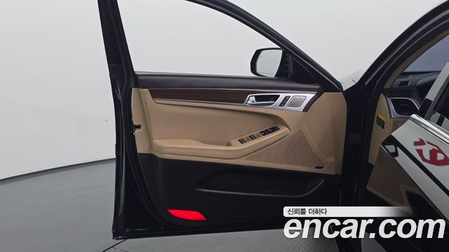 Genesis G80 3.3 GDI AWD Premium Luxury 2017 — фото 24