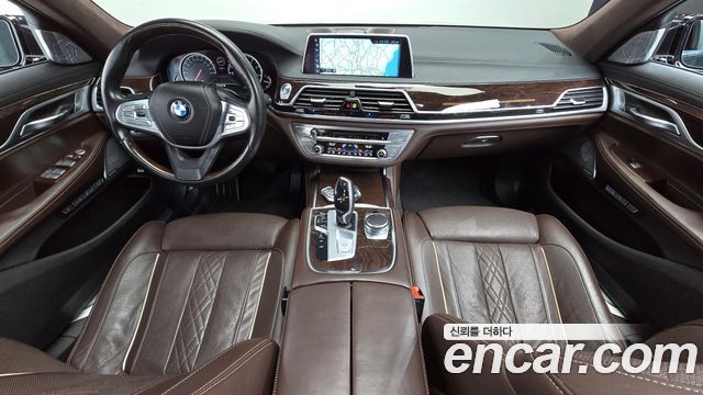 BMW 7 Series (G11) 750Li xDrive Premium 2016 — фото 8