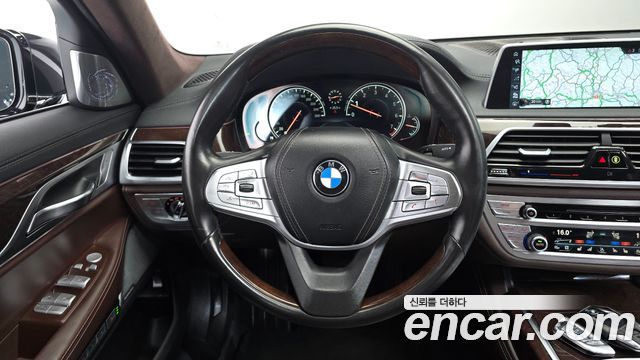 BMW 7 Series (G11) 750Li xDrive Premium 2016 — фото 22