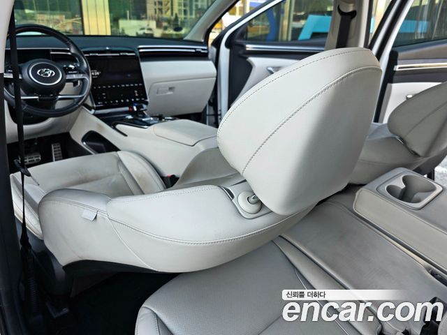 Hyundai Tucson (NX4) Gasoline 1.6 Turbo 2WD Inspiration 2021 — фото 8
