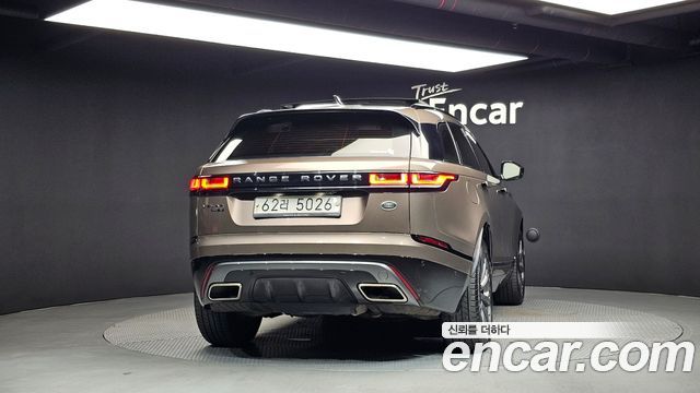 Land Rover Range Rover Velar 3.0 D300 R-Dynamic SE 2019 — фото 4
