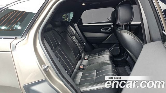 Land Rover Range Rover Velar 3.0 D300 R-Dynamic SE 2019 — фото 12