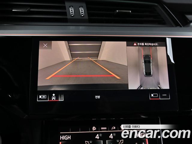Audi e-tron 55 Quattro Sportback 2022 — фото 21