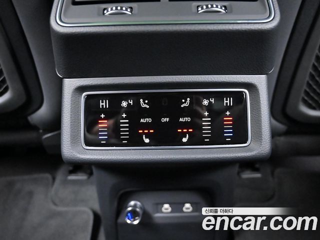 Audi e-tron 55 Quattro Sportback 2022 — фото 22