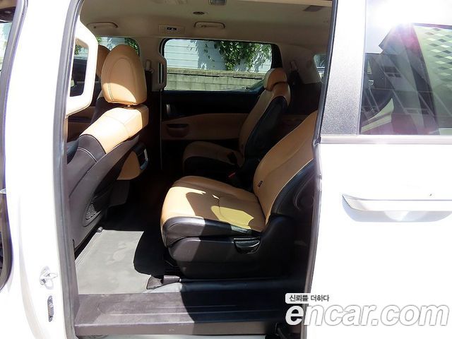 Kia Carnival (IV) Diesel 9-Seater Prestige 2022 — фото 6