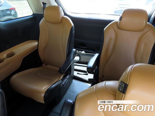 Kia Carnival (IV) Diesel 9-Seater Prestige 2022 — фото 7