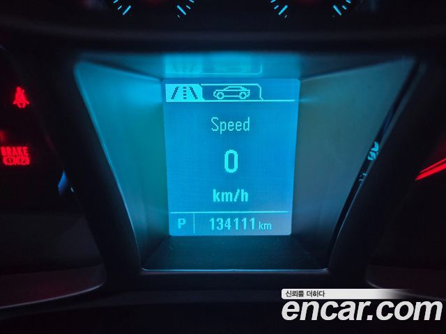 Chevrolet Orlando 2.0 Diesel Platinum Package 2015 — фото 6