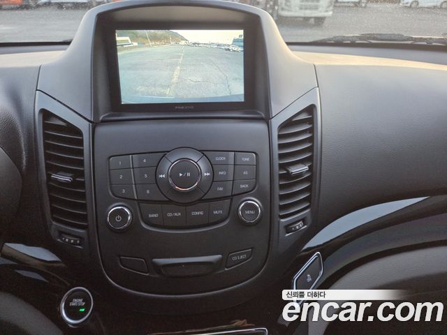 Chevrolet Orlando 2.0 Diesel Platinum Package 2015 — фото 16