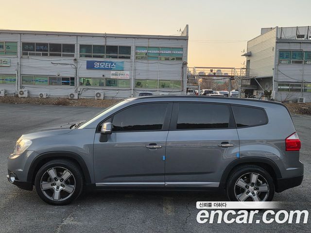 Chevrolet Orlando 2.0 Diesel Platinum Package 2015 — фото 24