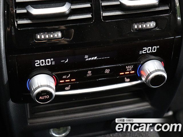BMW 5 Series (G30) 520d xDrive M Sport Package Plus 2017 — фото 16