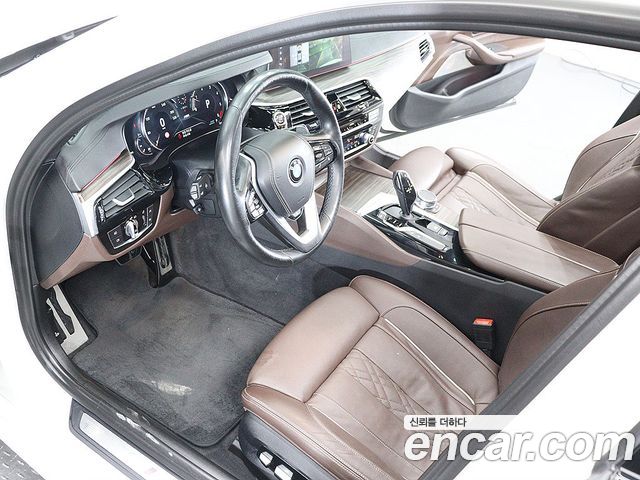 BMW 5 Series (G30) 520d xDrive M Sport Package Plus 2017 — фото 20