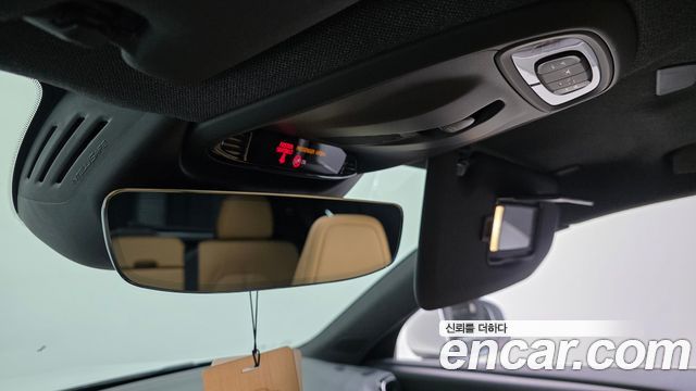 Volvo XC40 B4 Inscription 2021 — фото 18