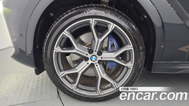 BMW X6 (G06) xDrive40i M Sport 2021 — фото 5