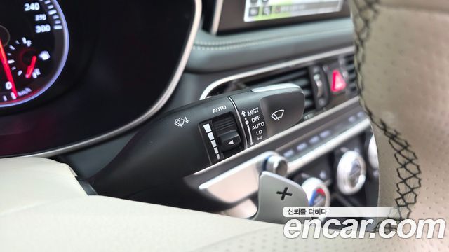 Genesis G70 3.3T Sport Supreme 2018 — фото 36