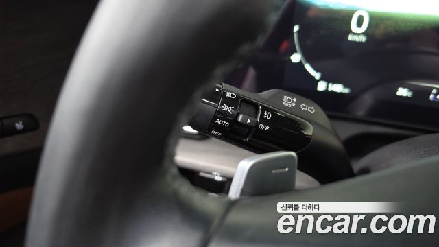 Kia Sportage (V) LPG 2.0 2WD Signature 2023 — фото 35