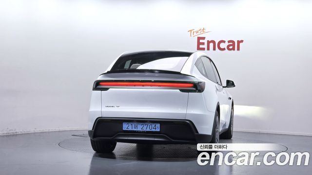 Tesla Model Y L Long Range AWD 2026 — фото 4