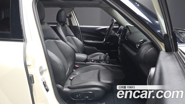 MINI Cooper D Clubman Standard 2nd 2021 — фото 26