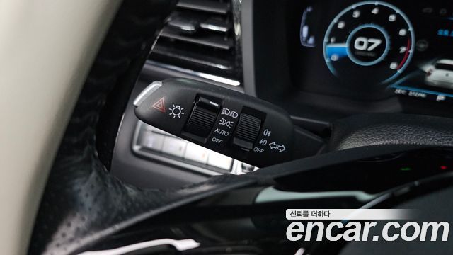 KG Mobility (SsangYong) Very New Tivoli Gasoline 1.5 2WD V7 2020 — фото 28