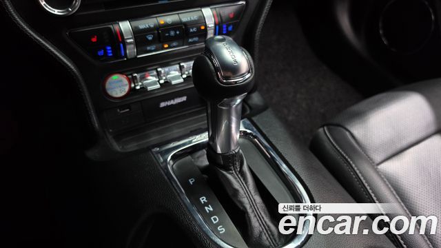 Ford Mustang Coupe 2017 — фото 9