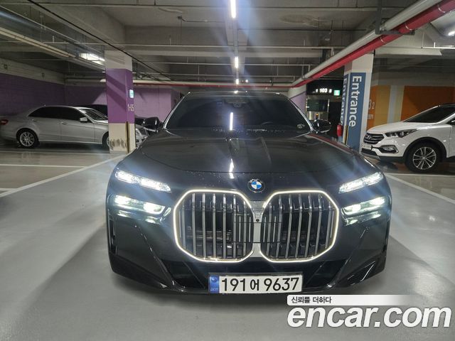 BMW 7 Series (G70) 740d xDrive M Sport 2025 — фото 3