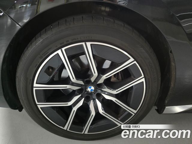 BMW 7 Series (G70) 740d xDrive M Sport 2025 — фото 5