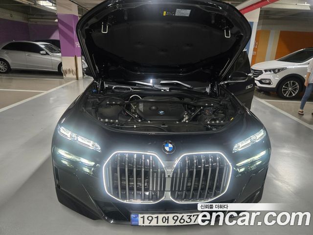 BMW 7 Series (G70) 740d xDrive M Sport 2025 — фото 6