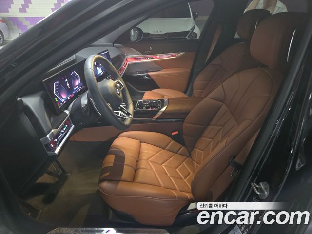 BMW 7 Series (G70) 740d xDrive M Sport 2025 — фото 10