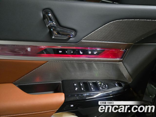 BMW 7 Series (G70) 740d xDrive M Sport 2025 — фото 21