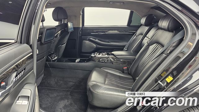 Genesis EQ900 5.0 GDI AWD Limousine Prestige 2018 — фото 12