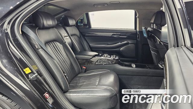Genesis EQ900 5.0 GDI AWD Limousine Prestige 2018 — фото 26