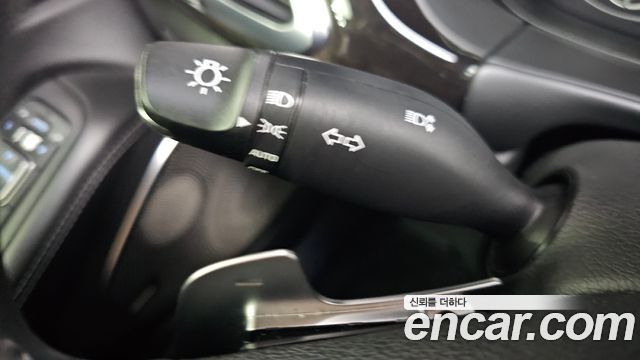 Genesis EQ900 5.0 GDI AWD Limousine Prestige 2018 — фото 30