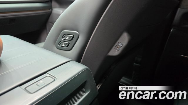 Kia Tasman 2.5T Gasoline 4WD Extreme 2026 — фото 30