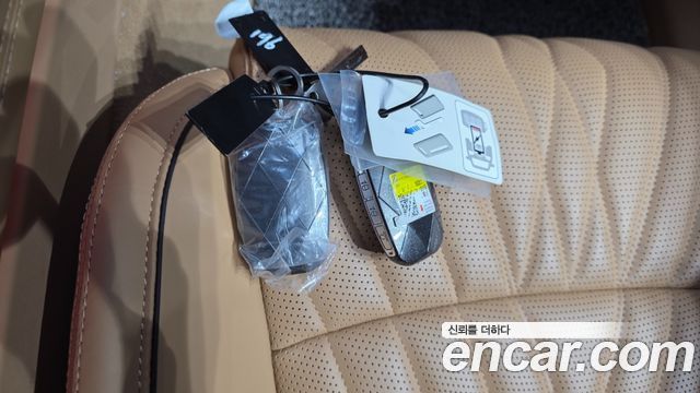 Genesis G90 (RS4) Gasoline 3.5 Turbo e-S/C AWD 2023 — фото 21
