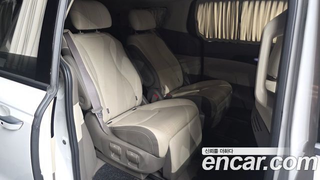Kia Carnival (IV) Gasoline 7-Seater Hi-Limousine Signature 2022 — фото 11