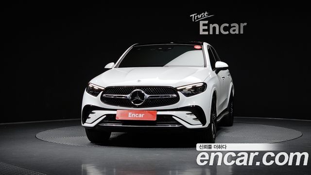Mercedes-Benz GLC-Class (X254) GLC300 4MATIC Coupe 2024 — фото 3