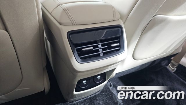 Kia K8 2.5 Gasoline 2WD Noblesse 2026 — фото 33