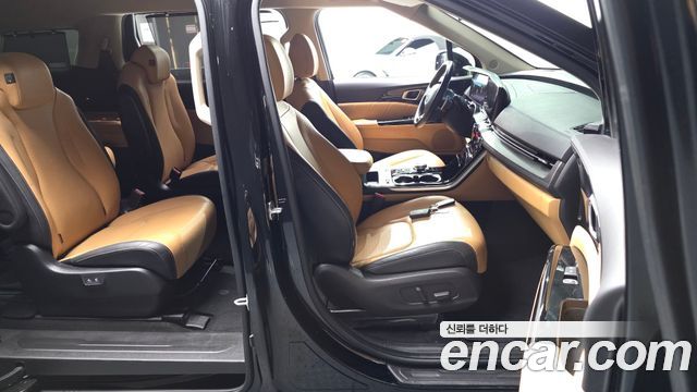 Kia Carnival (IV) Gasoline 9-Seater Signature 2021 — фото 10