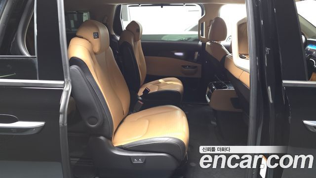 Kia Carnival (IV) Gasoline 9-Seater Signature 2021 — фото 16