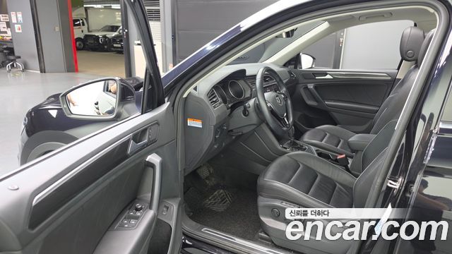 Volkswagen Tiguan (II) 2.0 TDI Prestige 2020 — фото 10